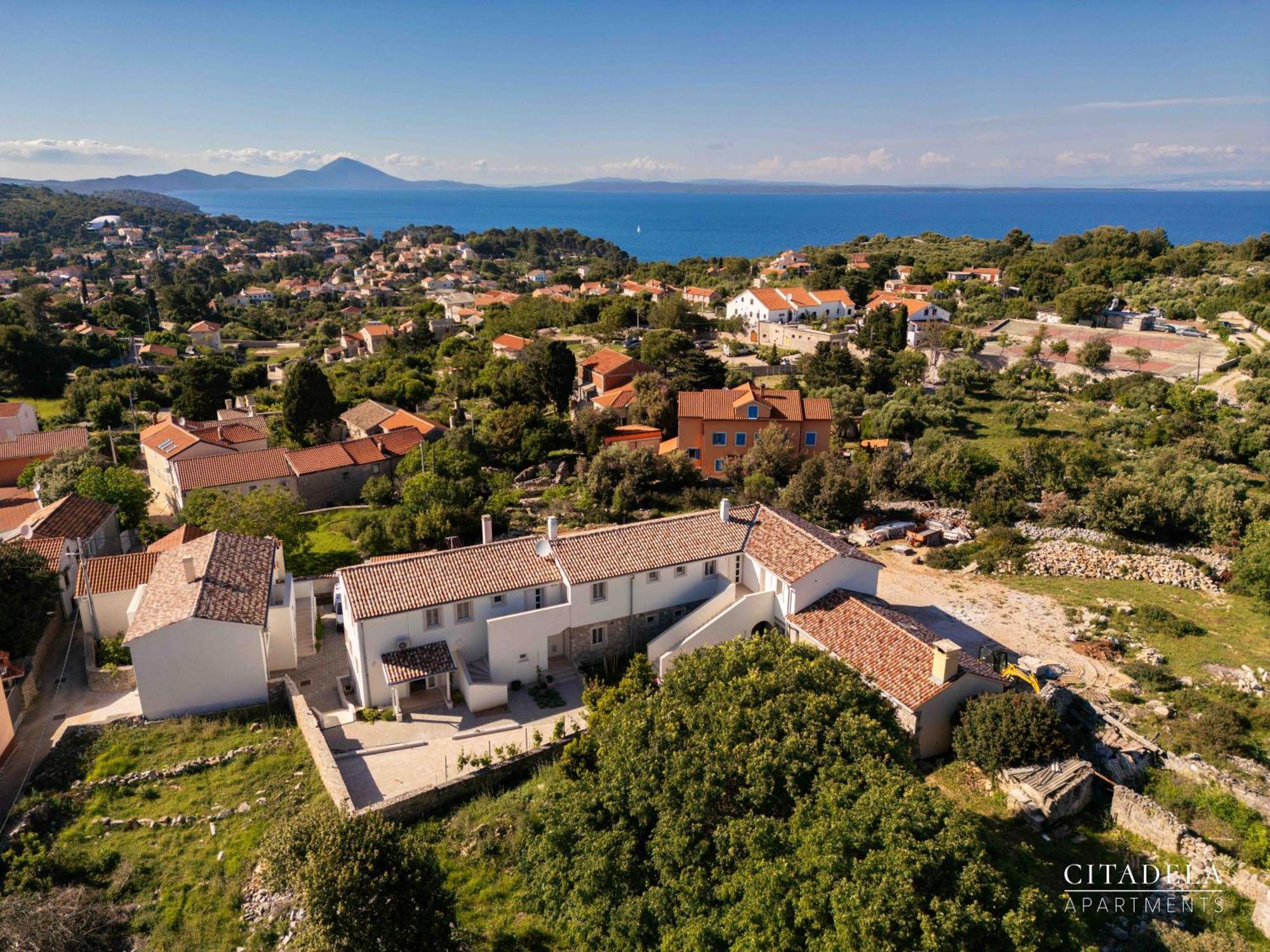 Citadela Вели-Лошинь Экстерьер фото